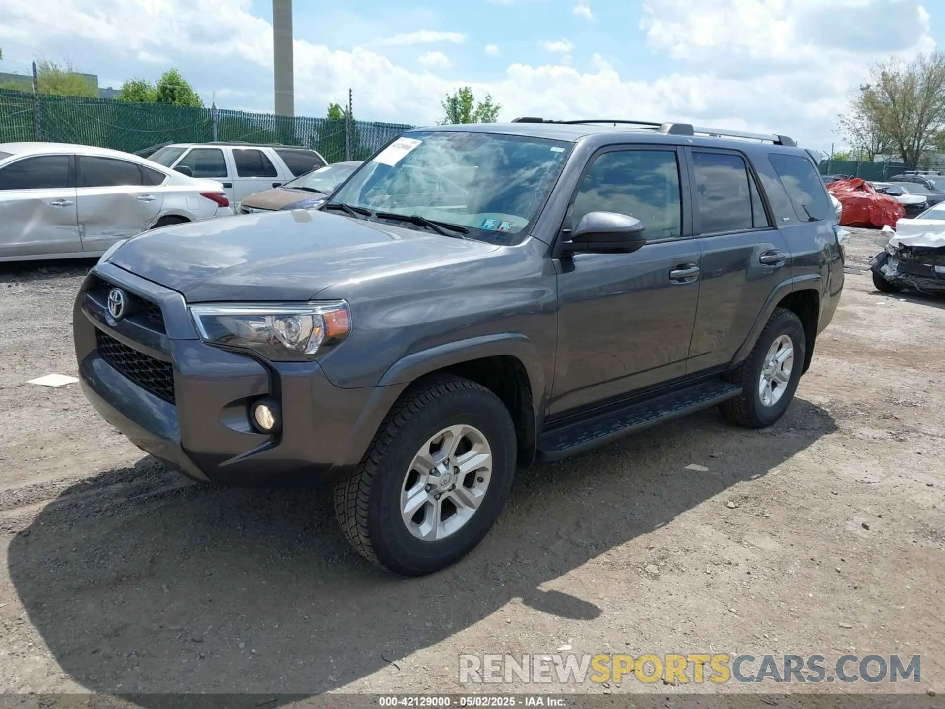 2 Photograph of a damaged car JTEBU5JR7K5710800 TOYOTA 4RUNNER 2019