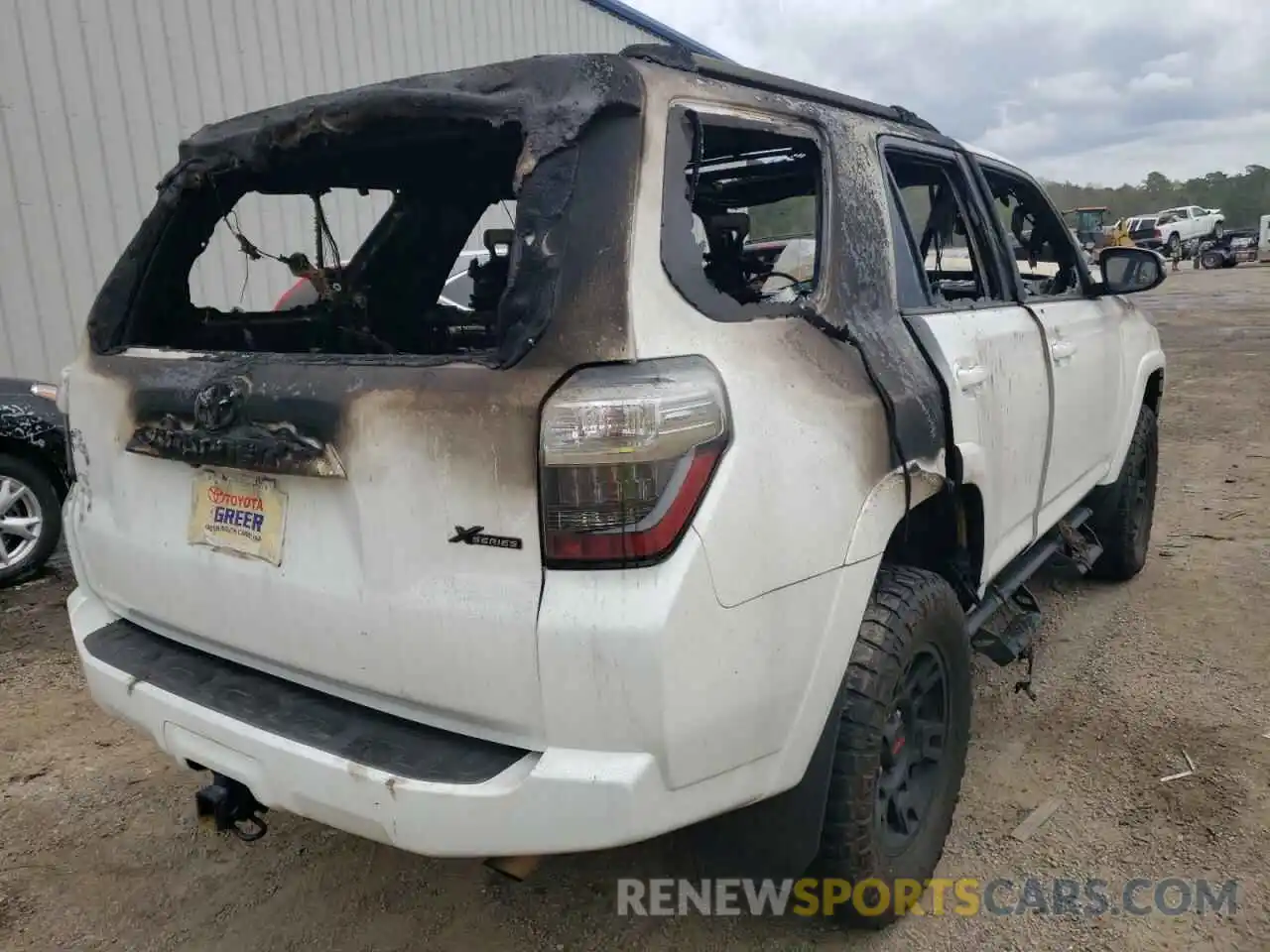 4 Photograph of a damaged car JTEBU5JR7K5711896 TOYOTA 4RUNNER 2019