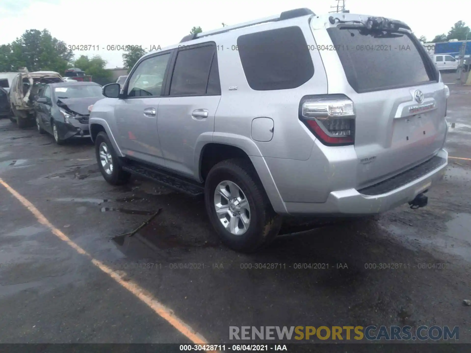 3 Photograph of a damaged car JTEBU5JR7K5712465 TOYOTA 4RUNNER 2019