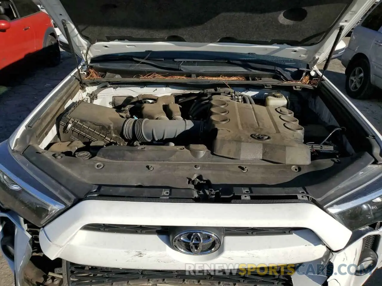 11 Photograph of a damaged car JTEBU5JR7K5713633 TOYOTA 4RUNNER 2019