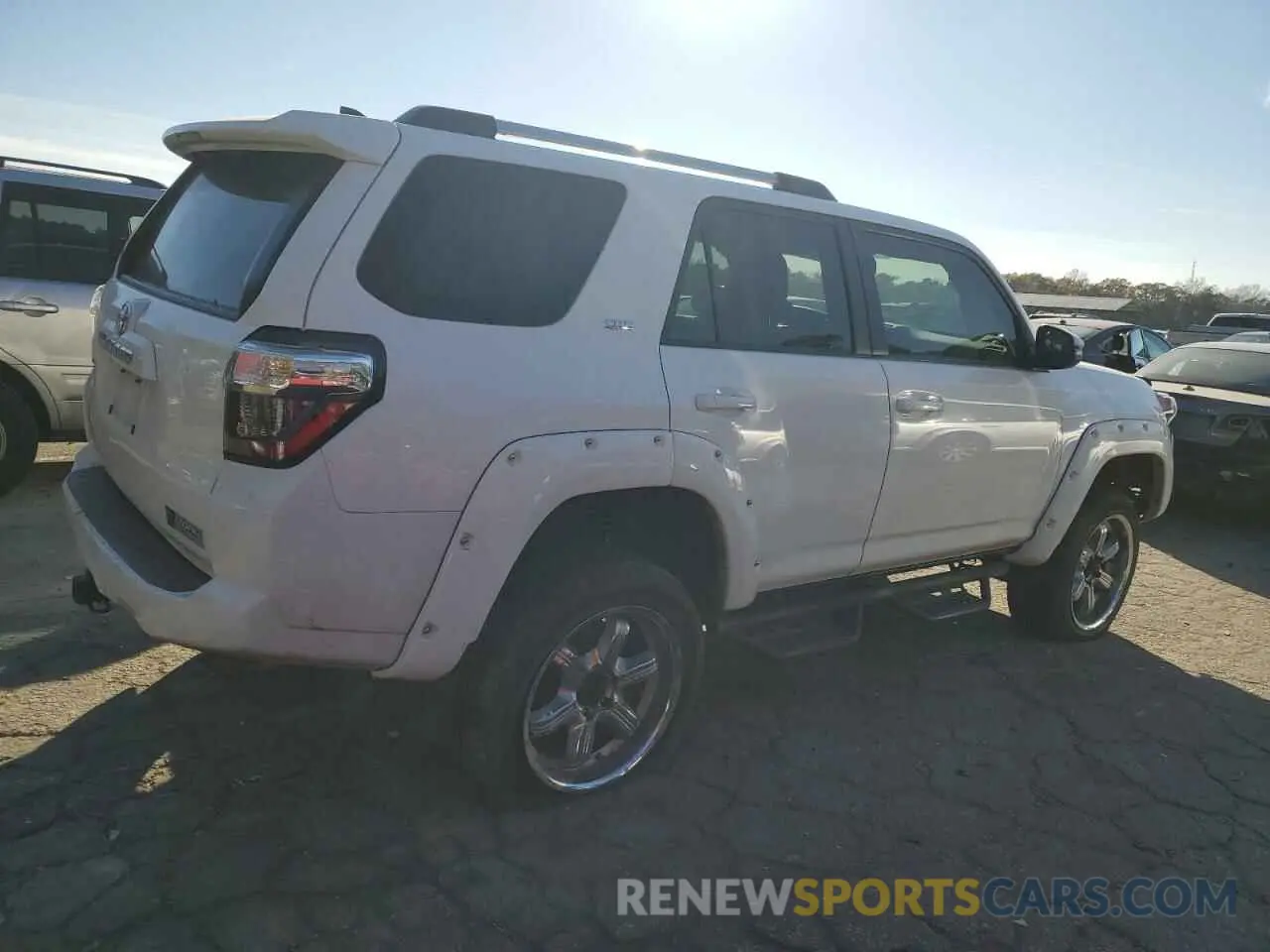 3 Photograph of a damaged car JTEBU5JR7K5713633 TOYOTA 4RUNNER 2019