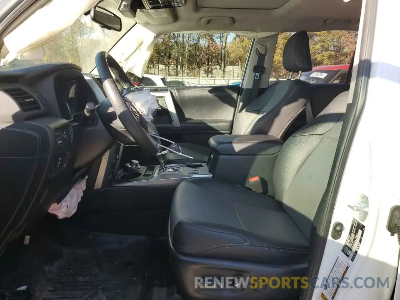7 Photograph of a damaged car JTEBU5JR7K5713633 TOYOTA 4RUNNER 2019