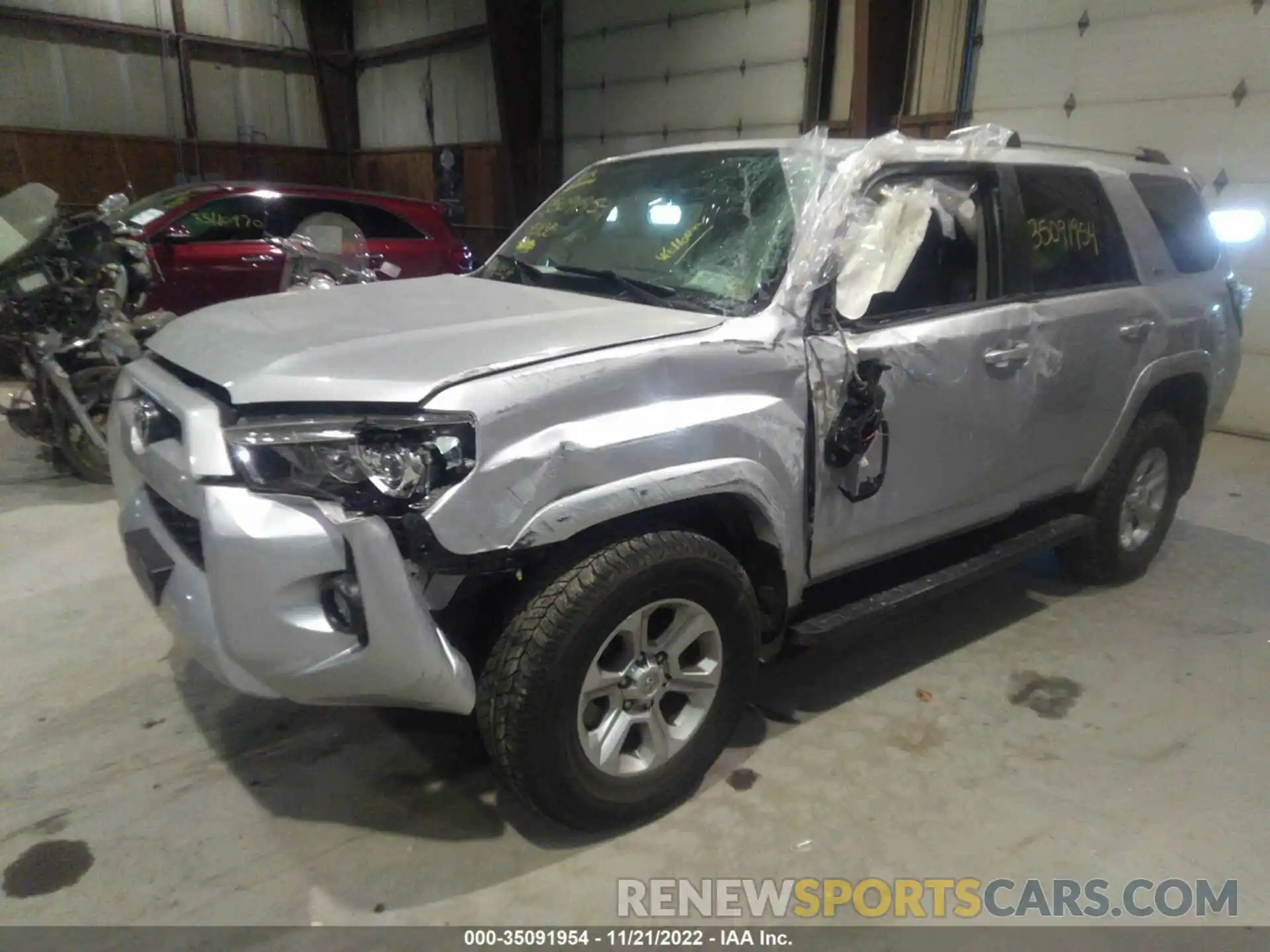 2 Photograph of a damaged car JTEBU5JR7K5725135 TOYOTA 4RUNNER 2019