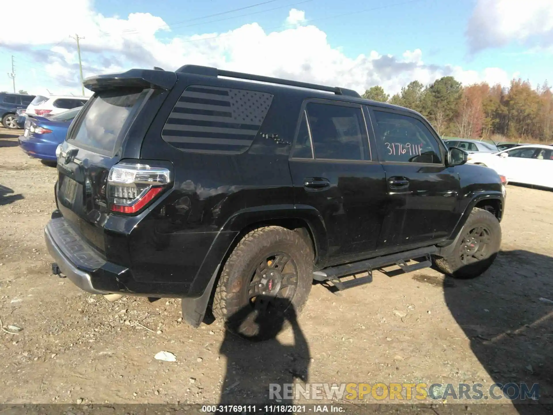 4 Photograph of a damaged car JTEBU5JR7K5732151 TOYOTA 4RUNNER 2019