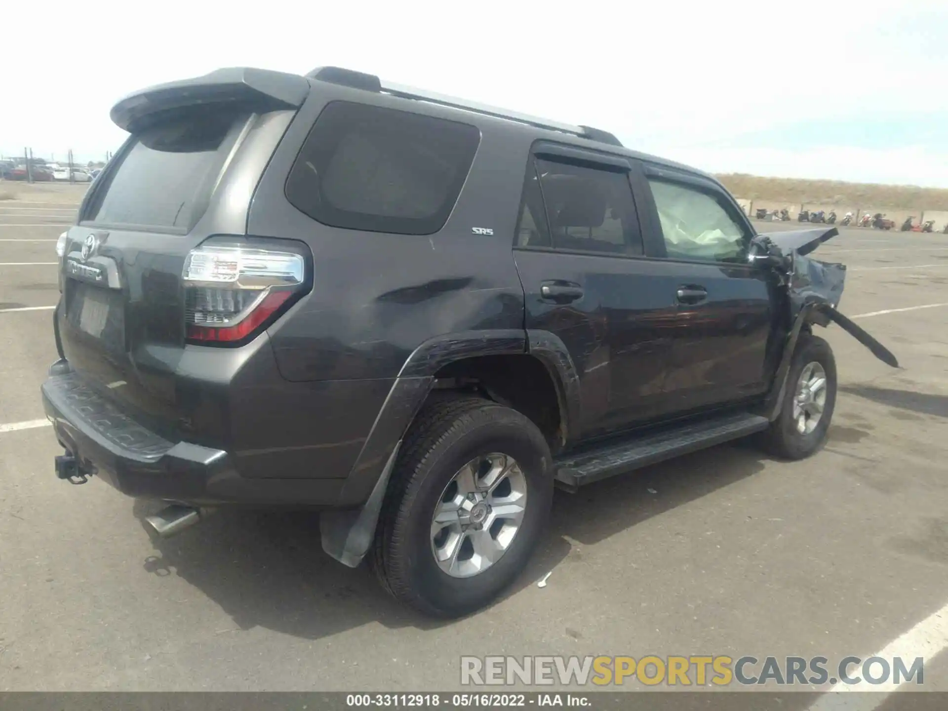 4 Photograph of a damaged car JTEBU5JR8K5615288 TOYOTA 4RUNNER 2019