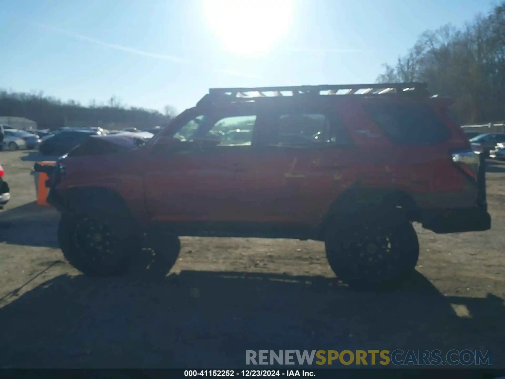 14 Photograph of a damaged car JTEBU5JR8K5615811 TOYOTA 4RUNNER 2019