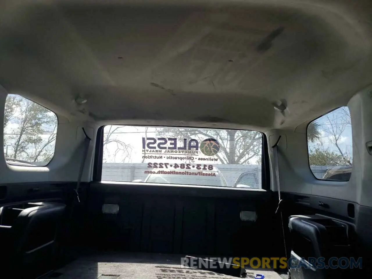 10 Photograph of a damaged car JTEBU5JR8K5628378 TOYOTA 4RUNNER 2019