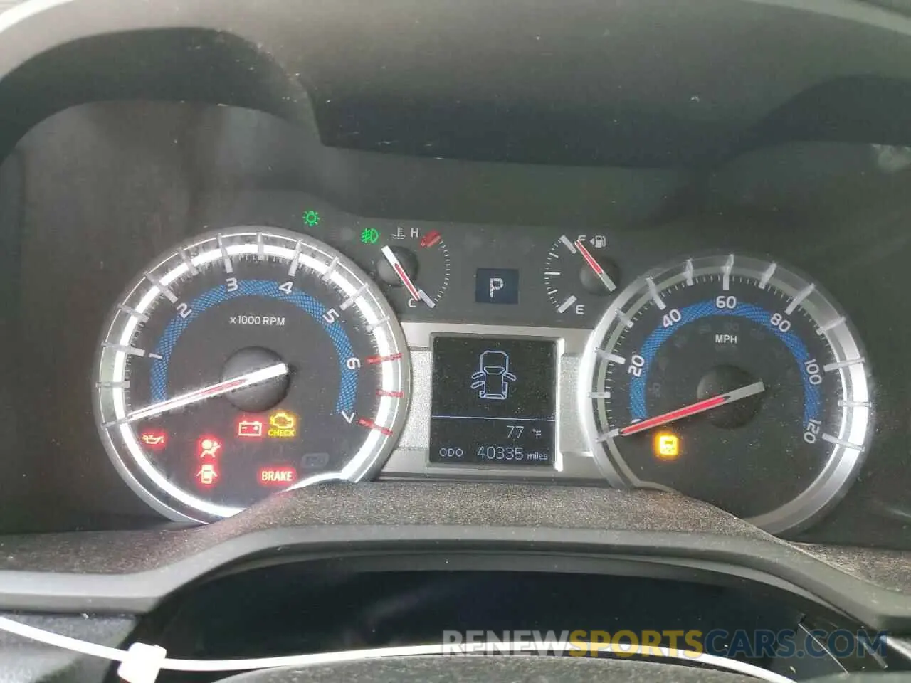 9 Photograph of a damaged car JTEBU5JR8K5628378 TOYOTA 4RUNNER 2019