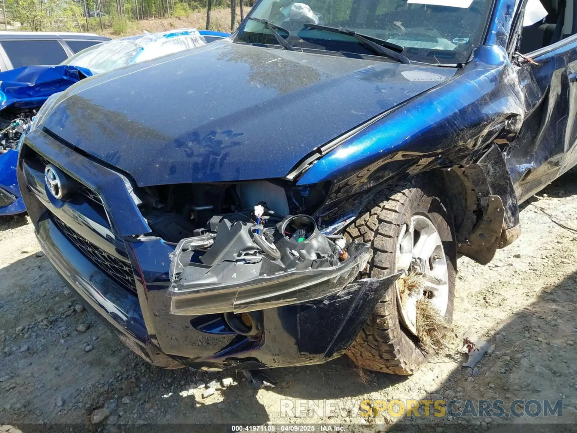 6 Photograph of a damaged car JTEBU5JR8K5644290 TOYOTA 4RUNNER 2019