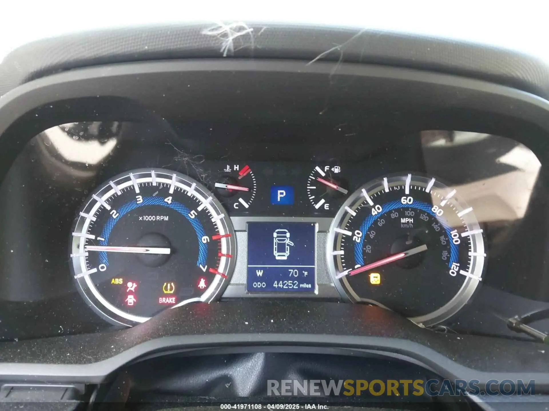 7 Photograph of a damaged car JTEBU5JR8K5644290 TOYOTA 4RUNNER 2019