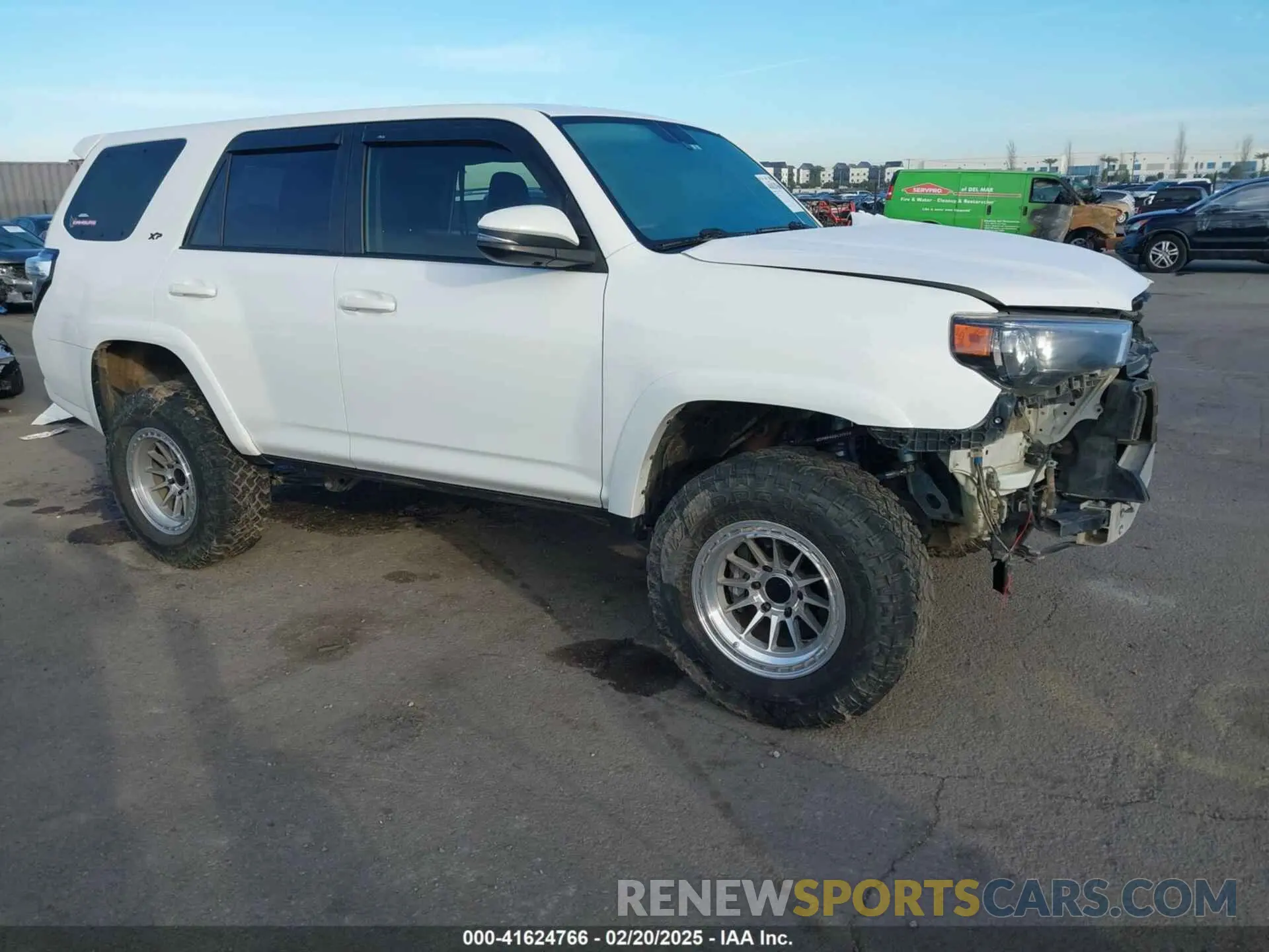 1 Photograph of a damaged car JTEBU5JR8K5644399 TOYOTA 4RUNNER 2019
