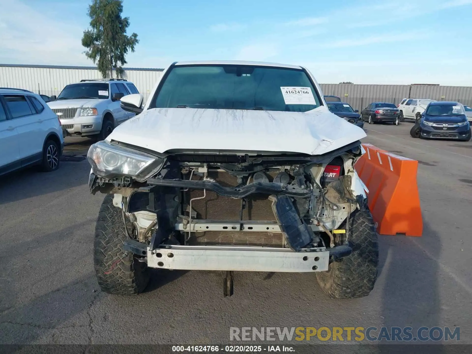 13 Photograph of a damaged car JTEBU5JR8K5644399 TOYOTA 4RUNNER 2019