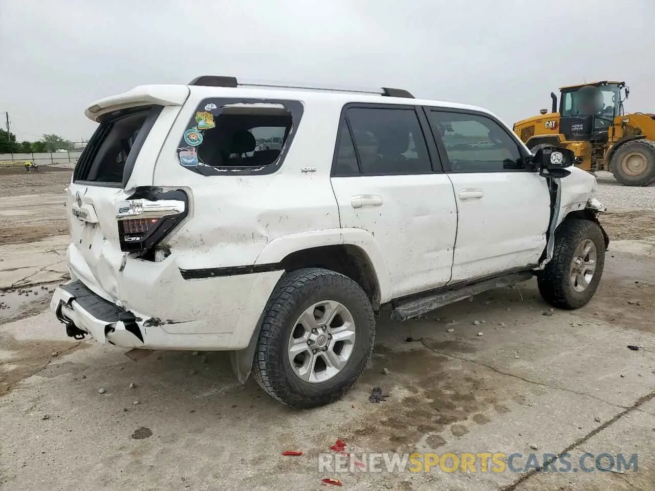 3 Photograph of a damaged car JTEBU5JR8K5650297 TOYOTA 4RUNNER 2019