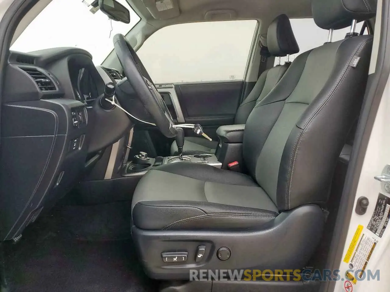 7 Photograph of a damaged car JTEBU5JR8K5650297 TOYOTA 4RUNNER 2019