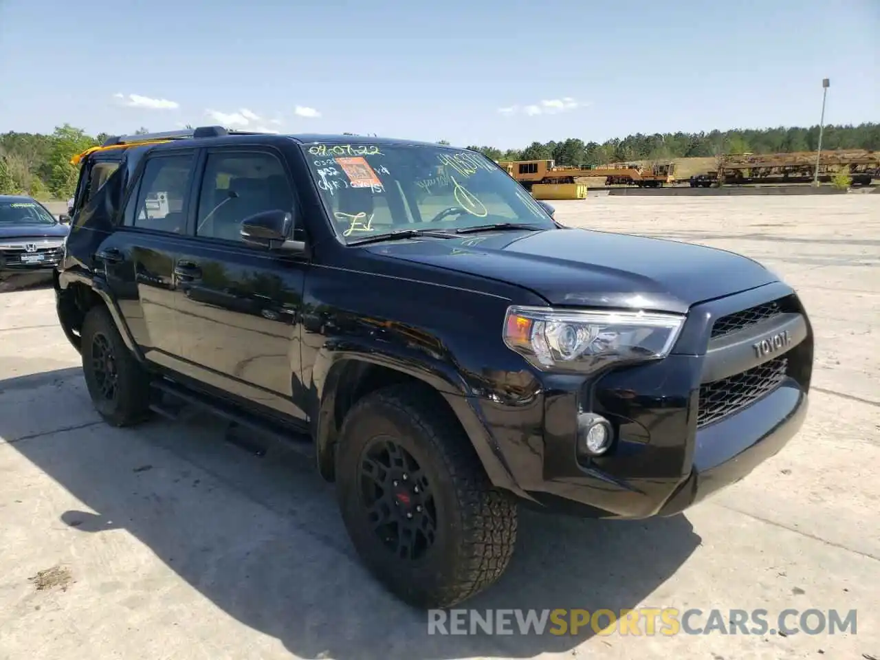 1 Photograph of a damaged car JTEBU5JR8K5657671 TOYOTA 4RUNNER 2019