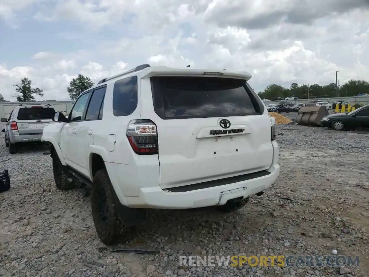 3 Photograph of a damaged car JTEBU5JR8K5665172 TOYOTA 4RUNNER 2019