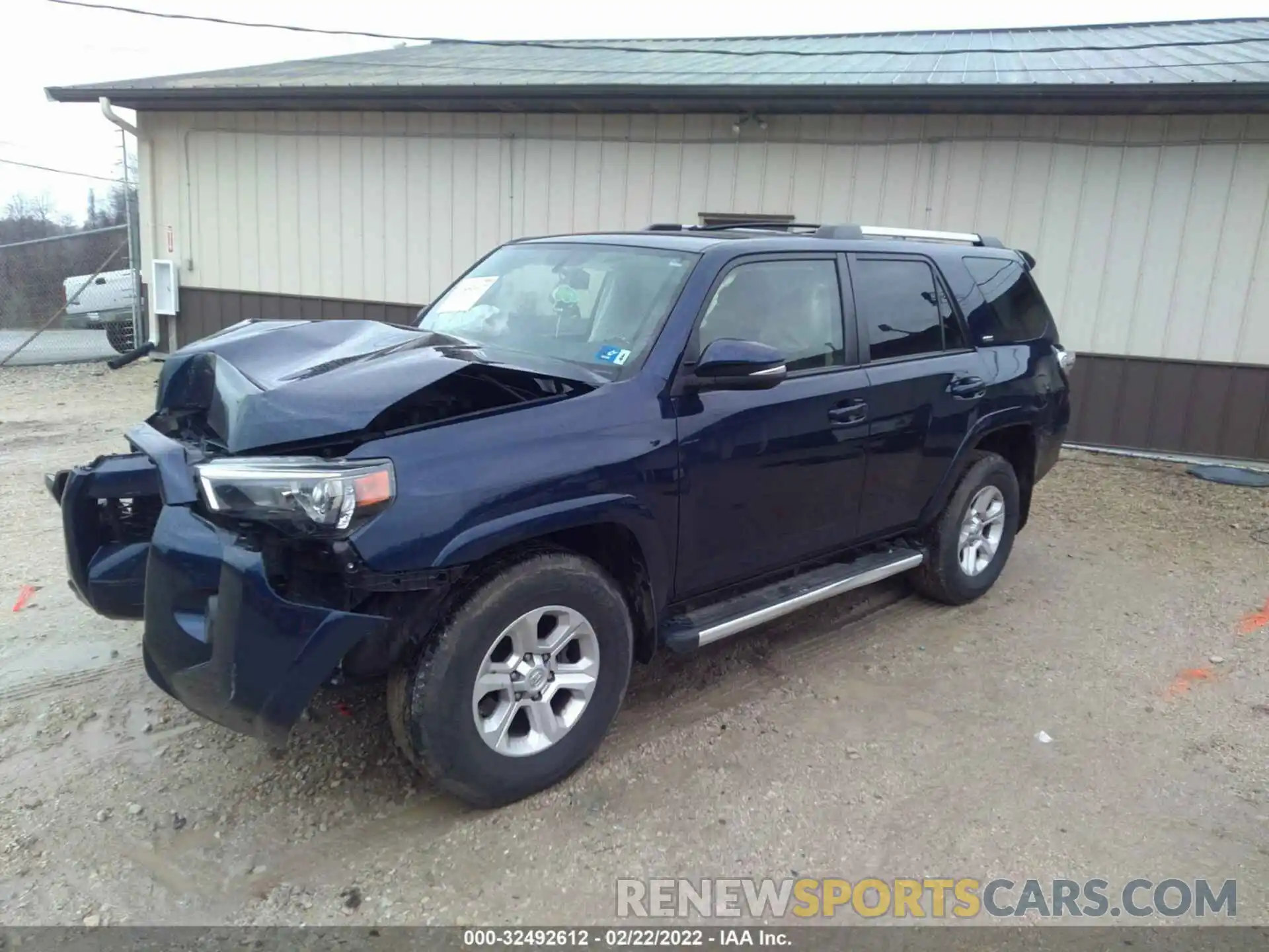 2 Photograph of a damaged car JTEBU5JR8K5670758 TOYOTA 4RUNNER 2019