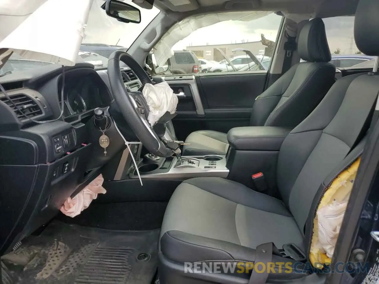 7 Photograph of a damaged car JTEBU5JR8K5670825 TOYOTA 4RUNNER 2019