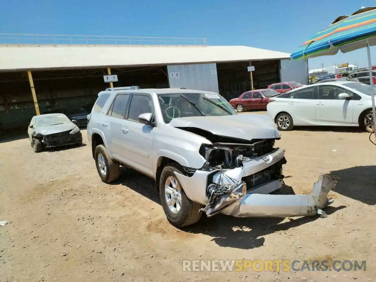 1 Photograph of a damaged car JTEBU5JR8K5704505 TOYOTA 4RUNNER 2019