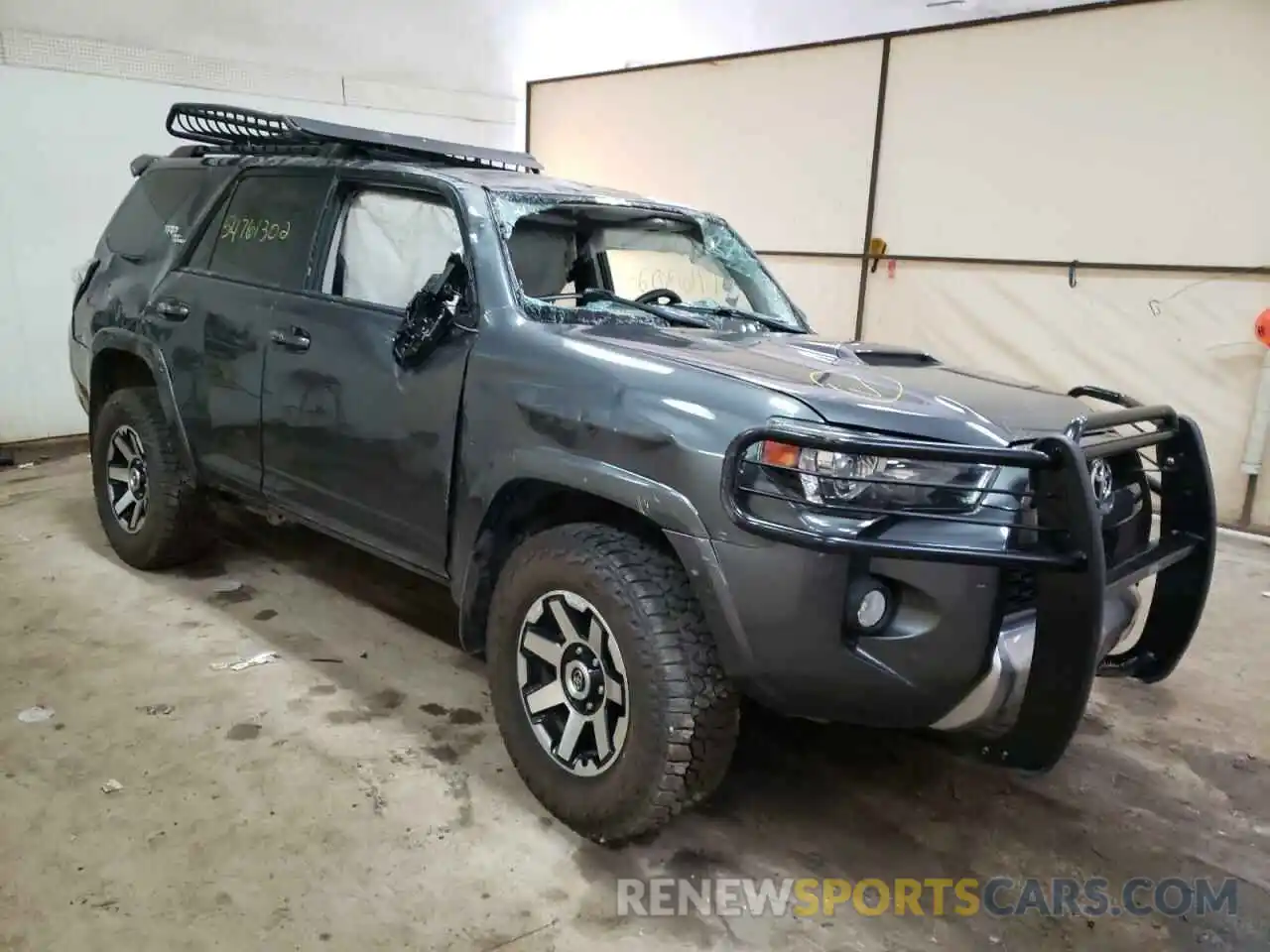 1 Photograph of a damaged car JTEBU5JR8K5704908 TOYOTA 4RUNNER 2019