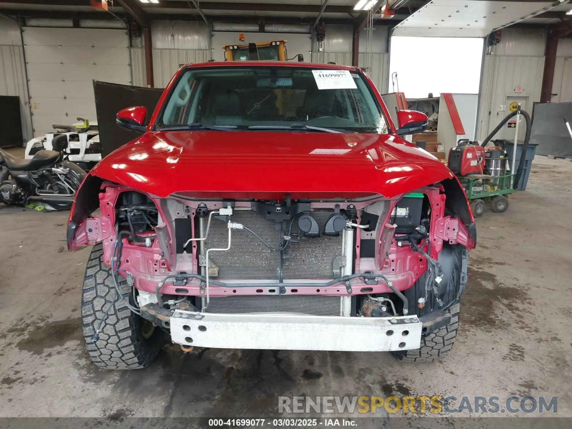 13 Photograph of a damaged car JTEBU5JR8K5705475 TOYOTA 4RUNNER 2019