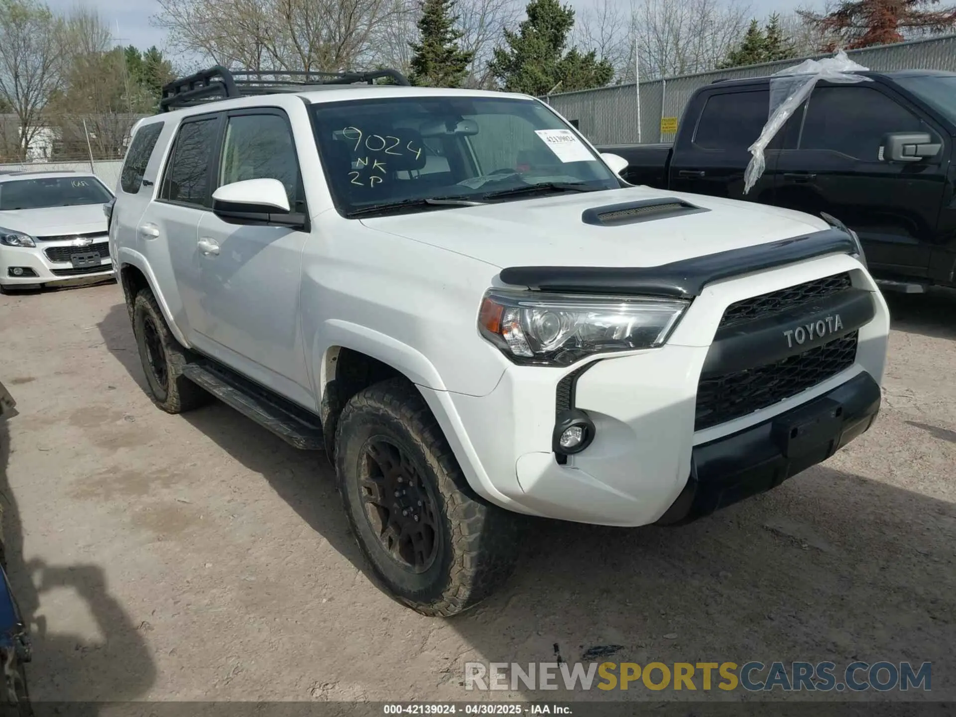 1 Photograph of a damaged car JTEBU5JR8K5710174 TOYOTA 4RUNNER 2019