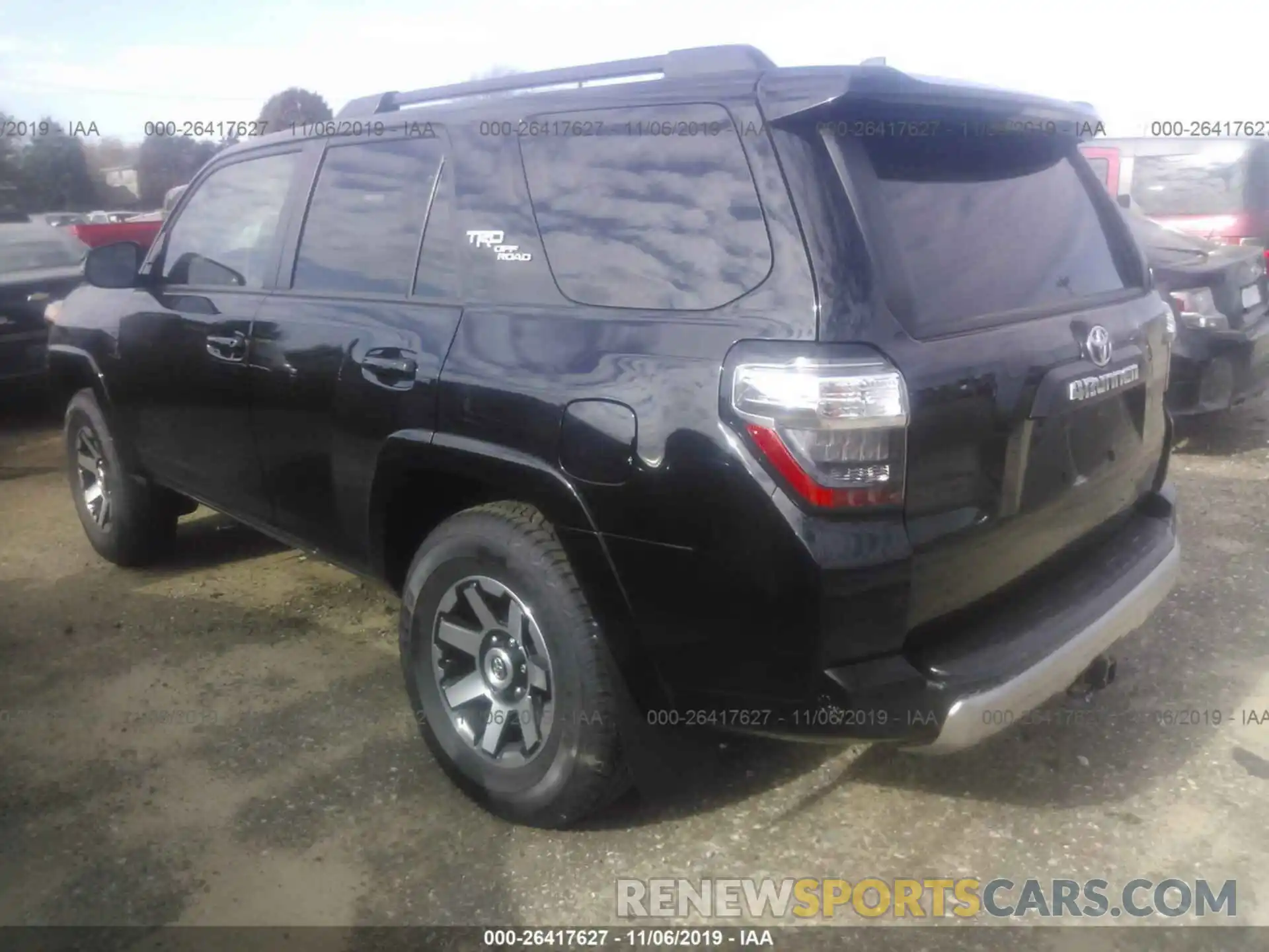 3 Photograph of a damaged car JTEBU5JR8K5713866 TOYOTA 4RUNNER 2019