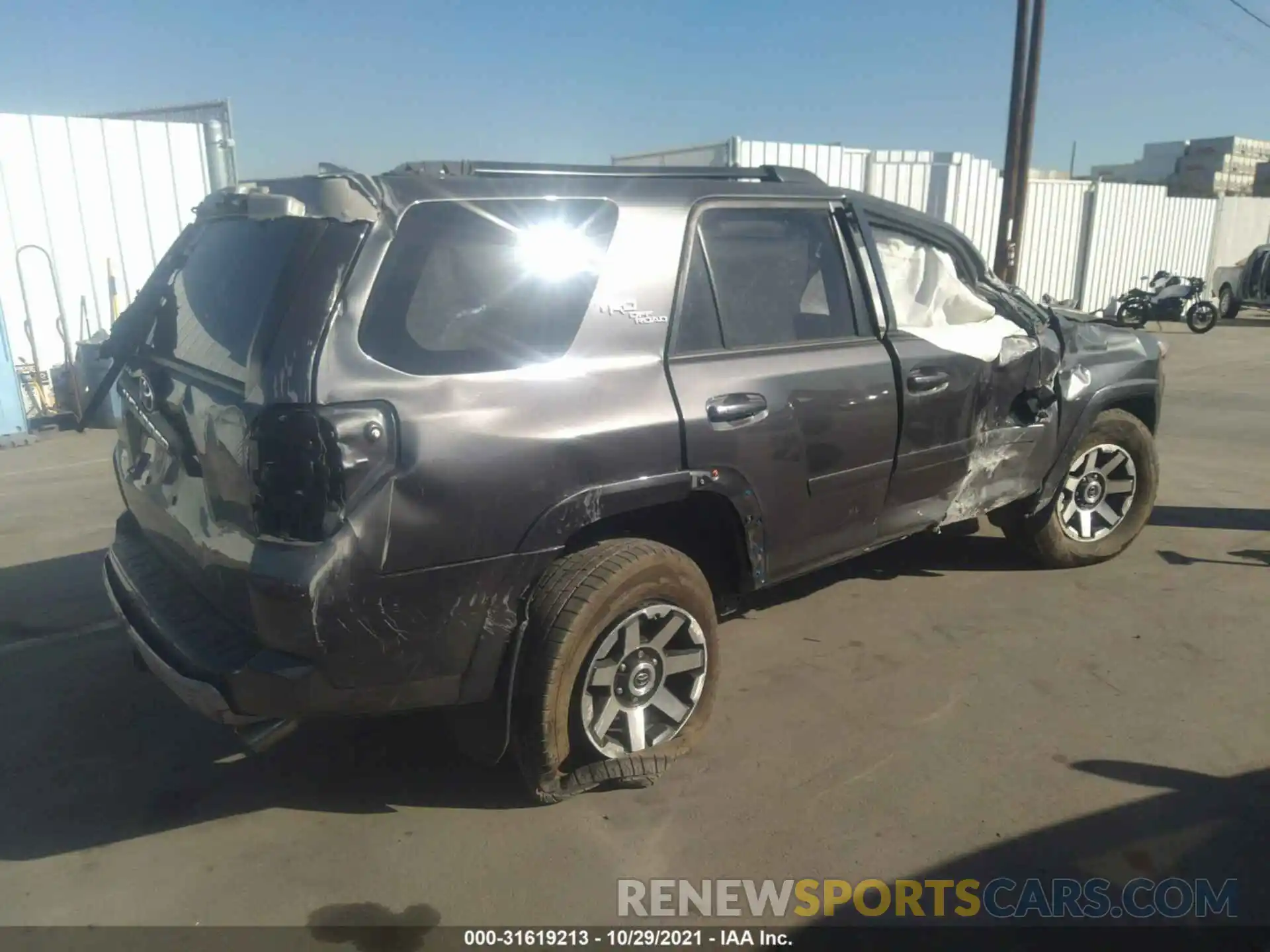 4 Photograph of a damaged car JTEBU5JR8K5721059 TOYOTA 4RUNNER 2019