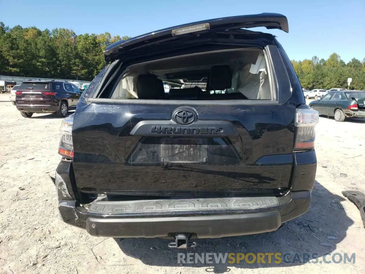 6 Photograph of a damaged car JTEBU5JR8K5722289 TOYOTA 4RUNNER 2019