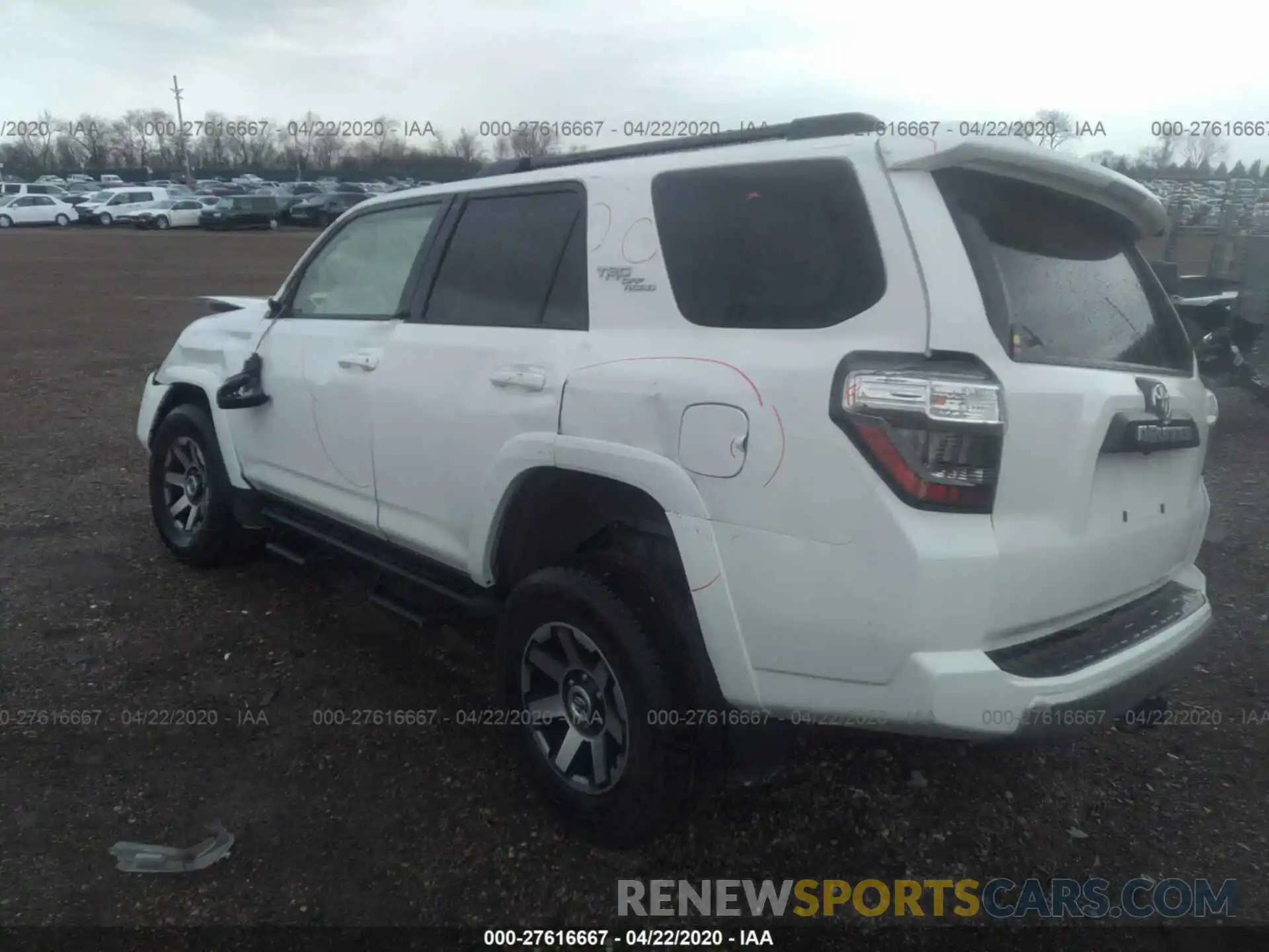 3 Photograph of a damaged car JTEBU5JR8K5723880 TOYOTA 4RUNNER 2019