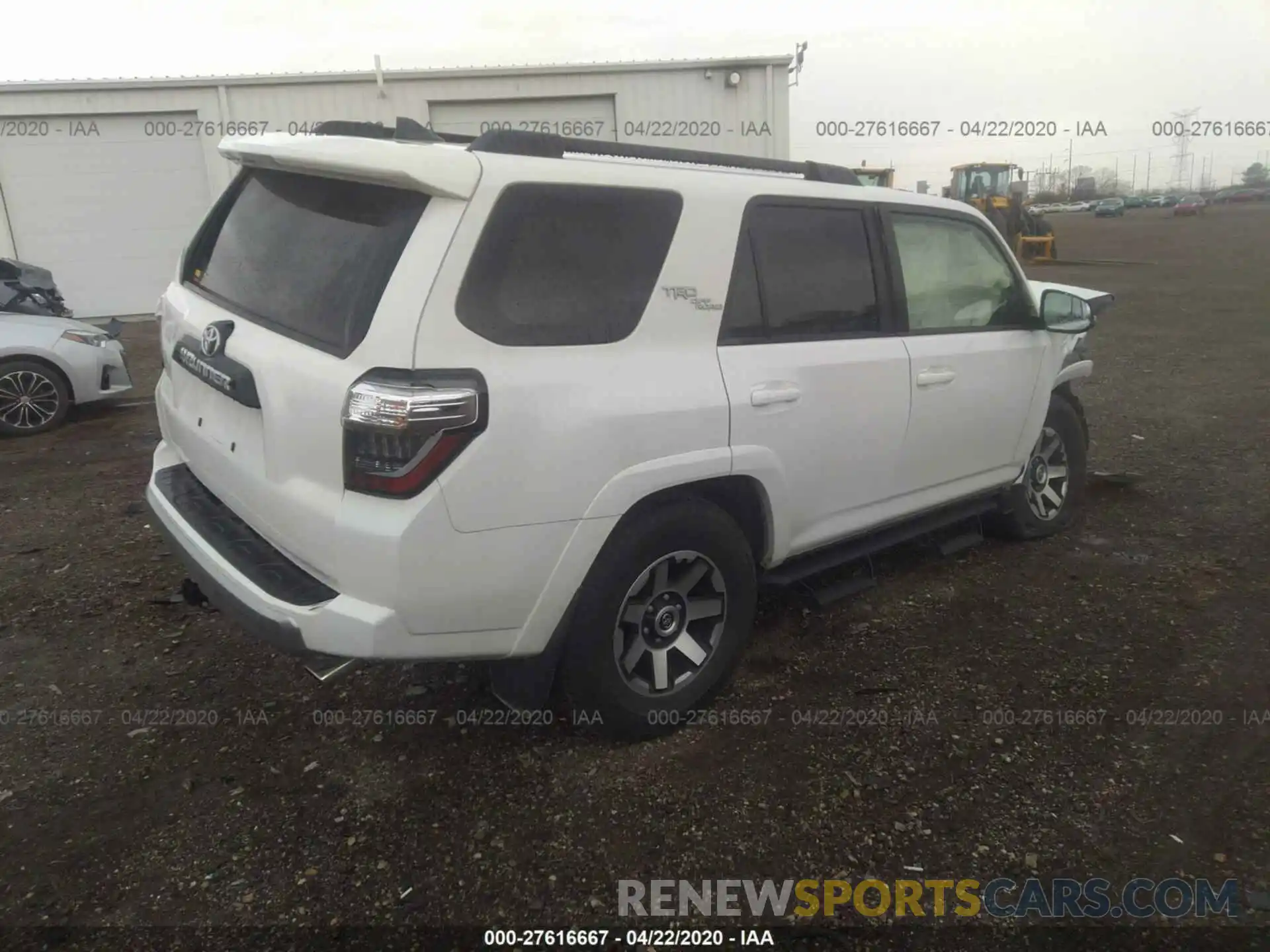 4 Photograph of a damaged car JTEBU5JR8K5723880 TOYOTA 4RUNNER 2019