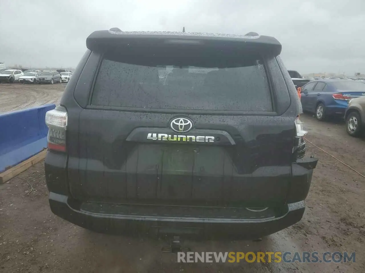 6 Photograph of a damaged car JTEBU5JR8K5731865 TOYOTA 4RUNNER 2019