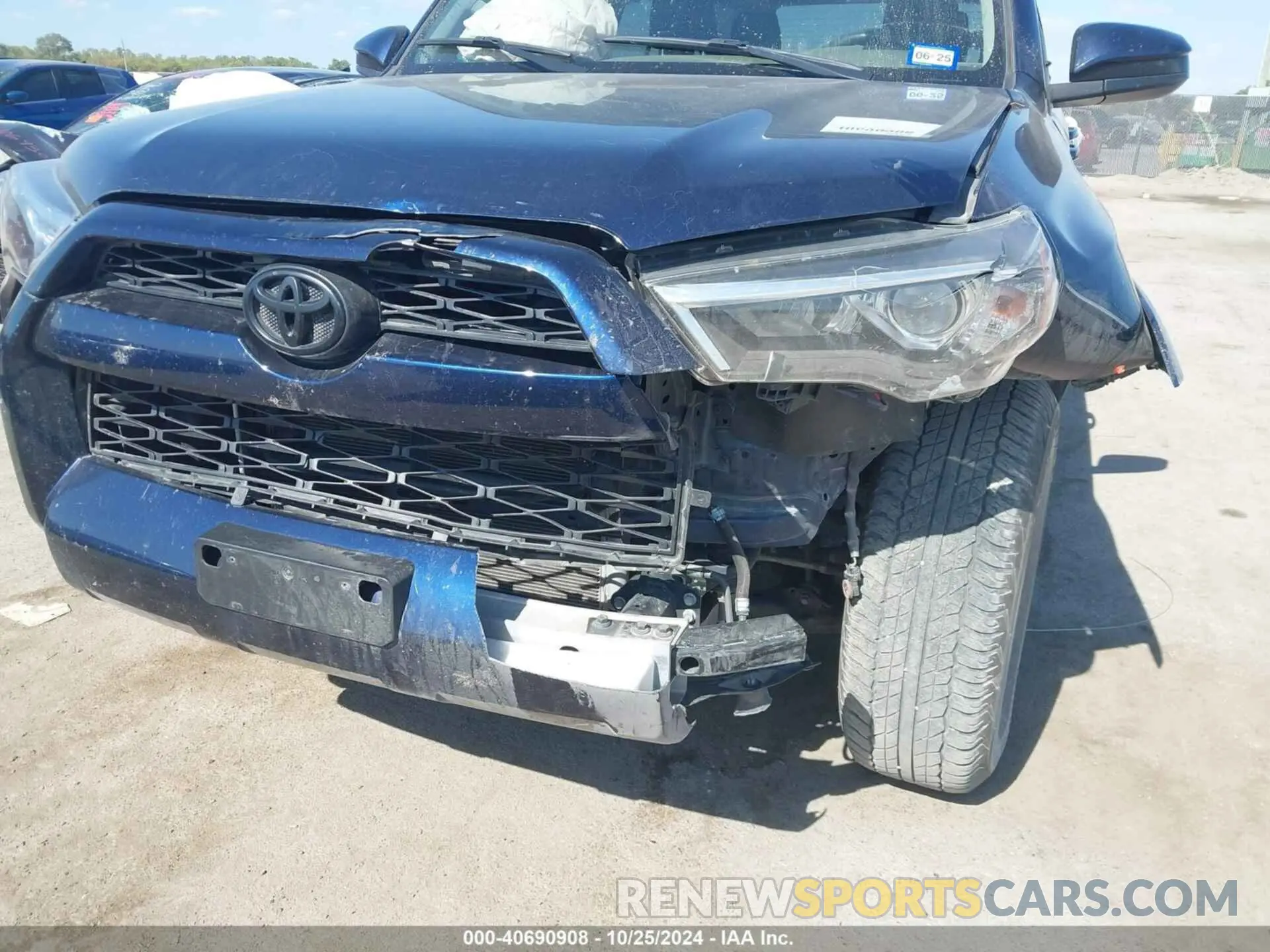 6 Photograph of a damaged car JTEBU5JR8K5732367 TOYOTA 4RUNNER 2019