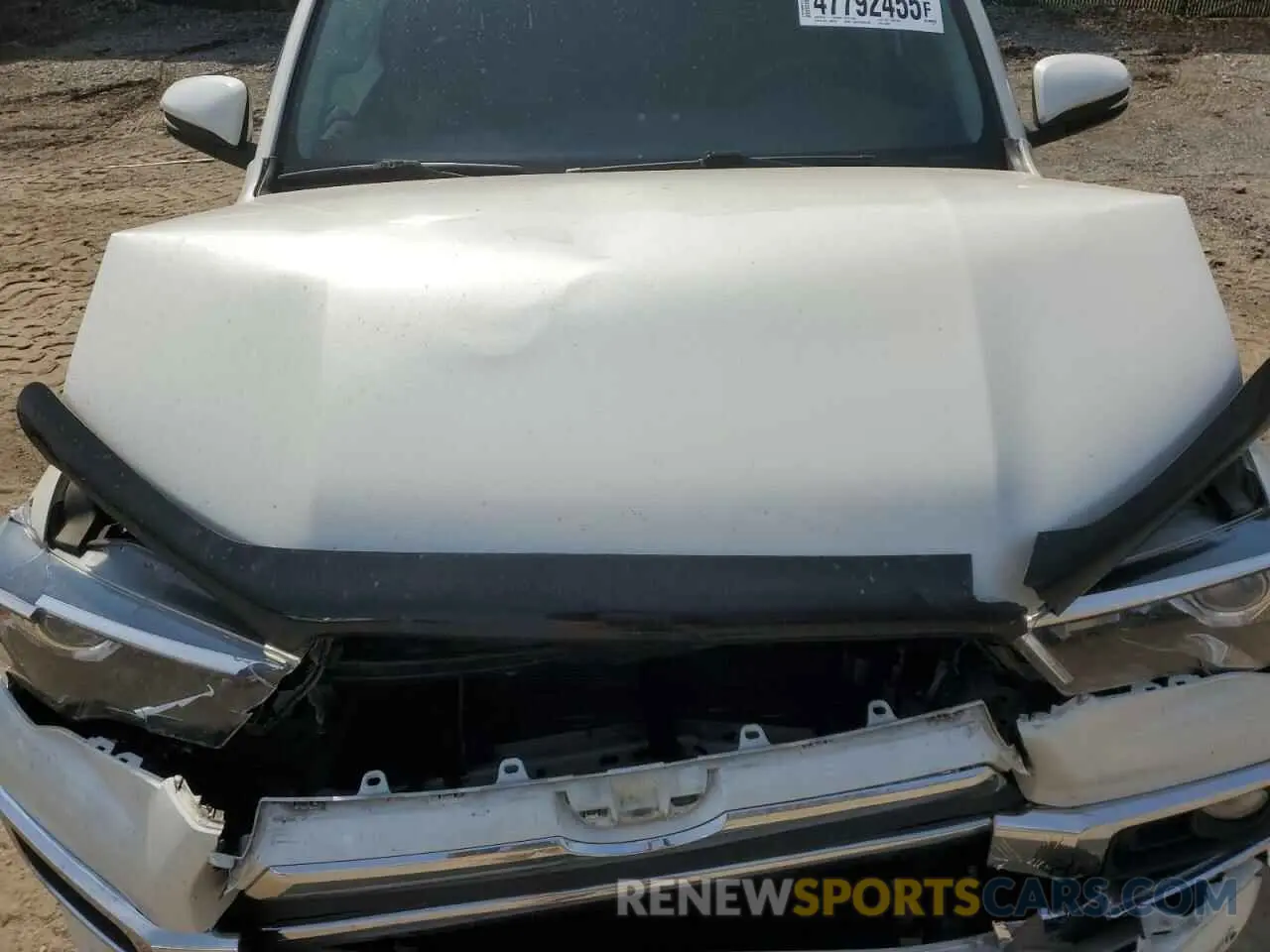 14 Photograph of a damaged car JTEBU5JR9K5631290 TOYOTA 4RUNNER 2019