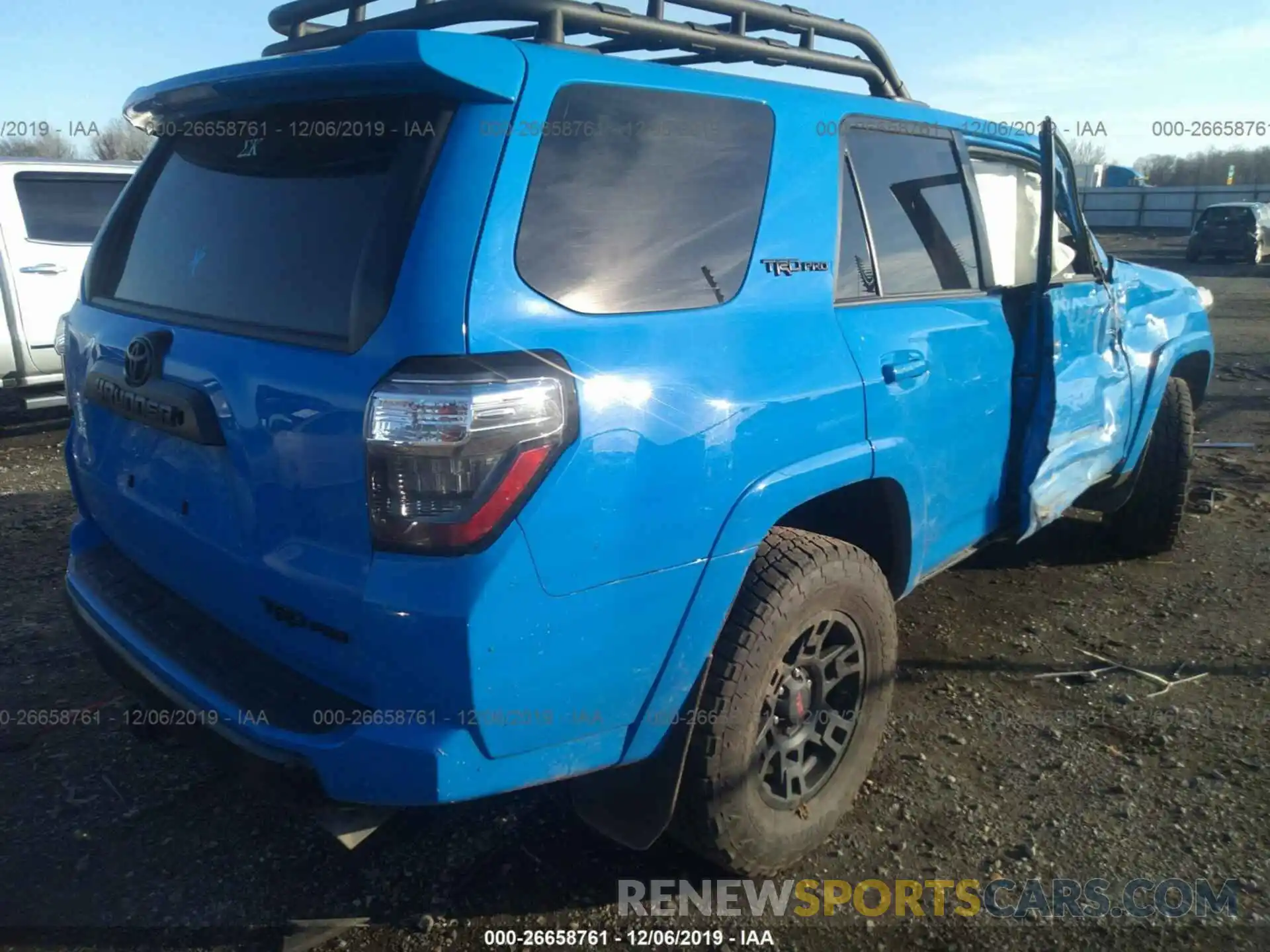 4 Photograph of a damaged car JTEBU5JR9K5638501 TOYOTA 4RUNNER 2019