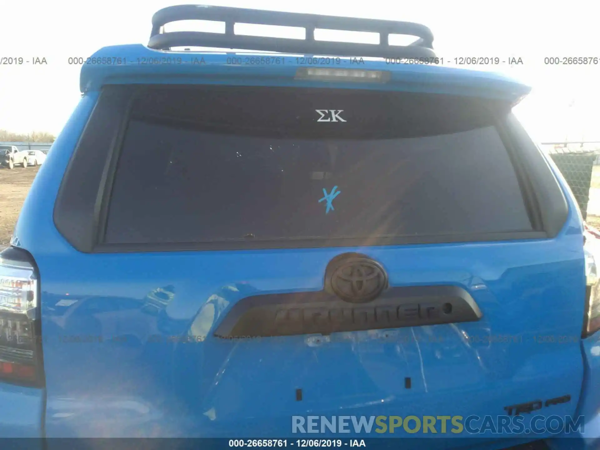 8 Photograph of a damaged car JTEBU5JR9K5638501 TOYOTA 4RUNNER 2019