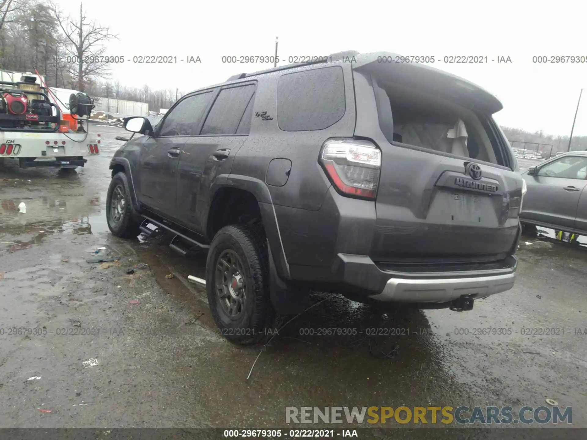 3 Photograph of a damaged car JTEBU5JR9K5643388 TOYOTA 4RUNNER 2019