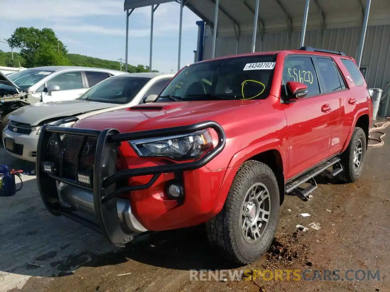 2 Photograph of a damaged car JTEBU5JR9K5649739 TOYOTA 4RUNNER 2019