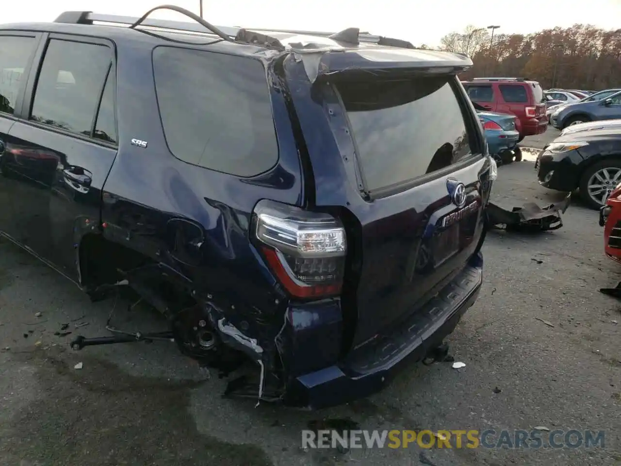 9 Photograph of a damaged car JTEBU5JR9K5658411 TOYOTA 4RUNNER 2019