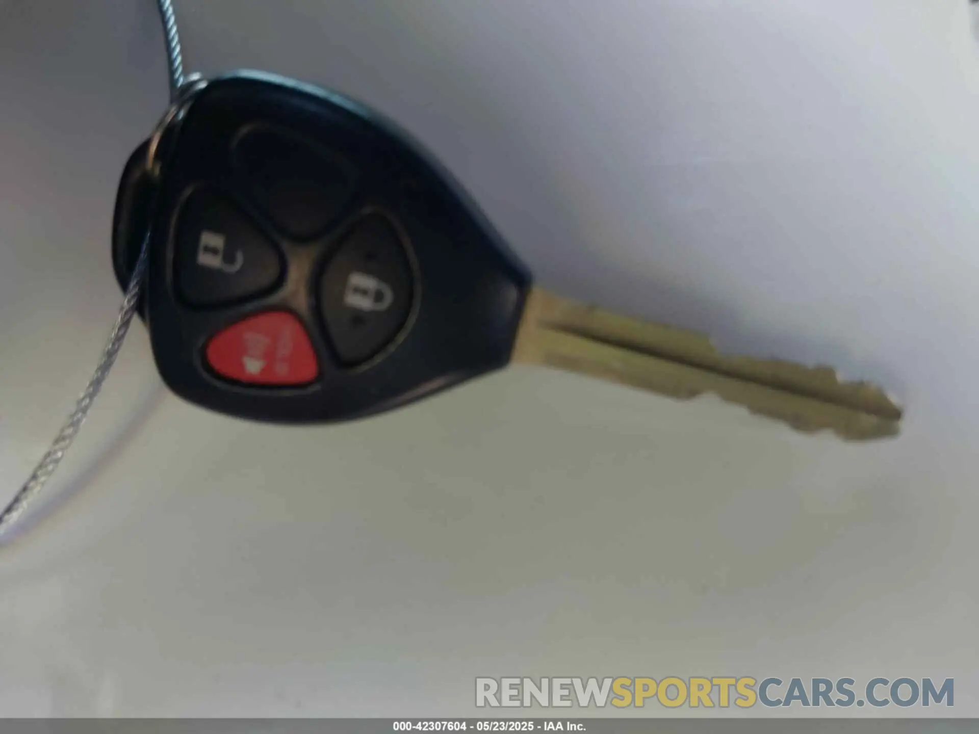 11 Photograph of a damaged car JTEBU5JR9K5670817 TOYOTA 4RUNNER 2019