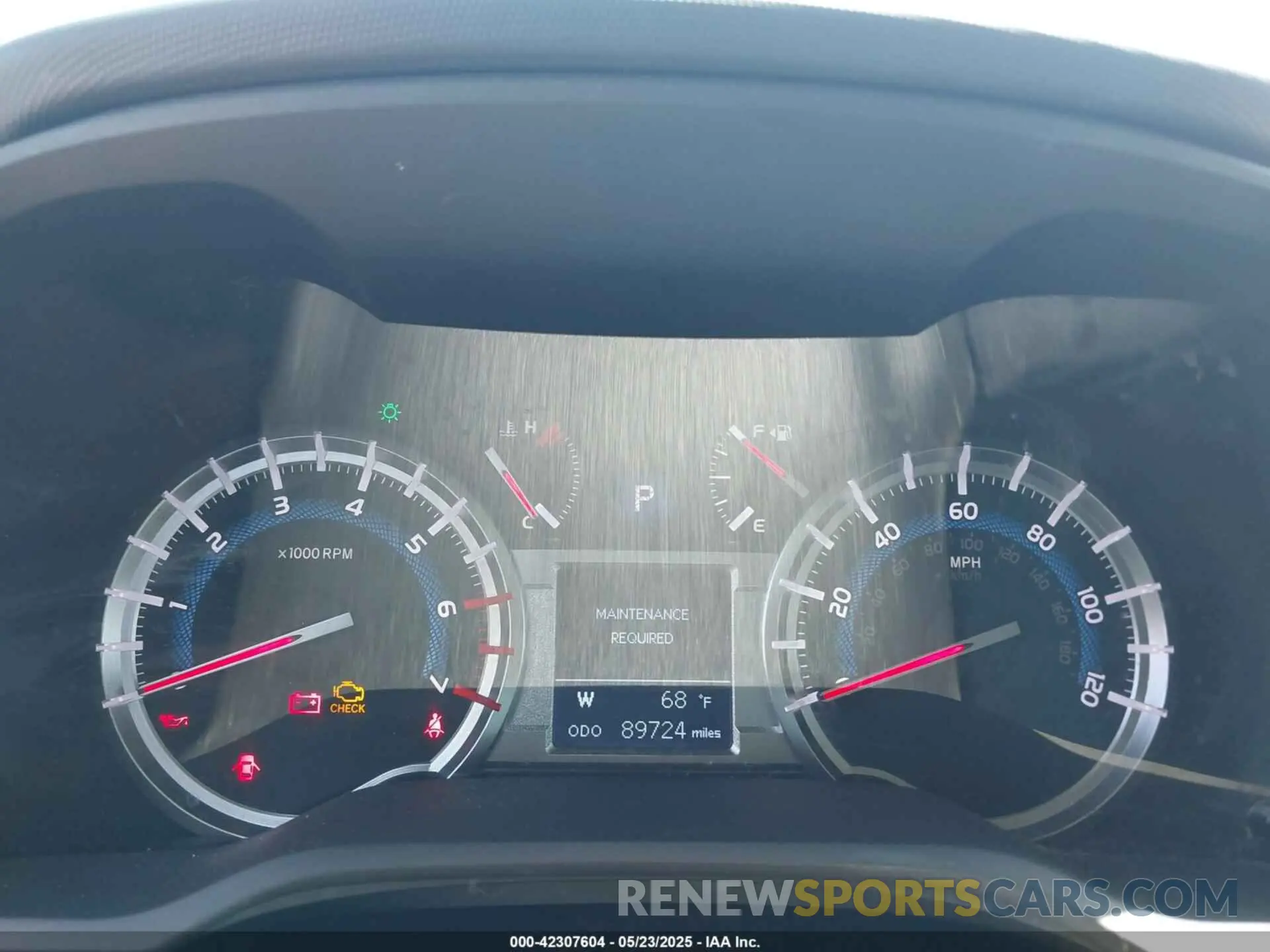7 Photograph of a damaged car JTEBU5JR9K5670817 TOYOTA 4RUNNER 2019