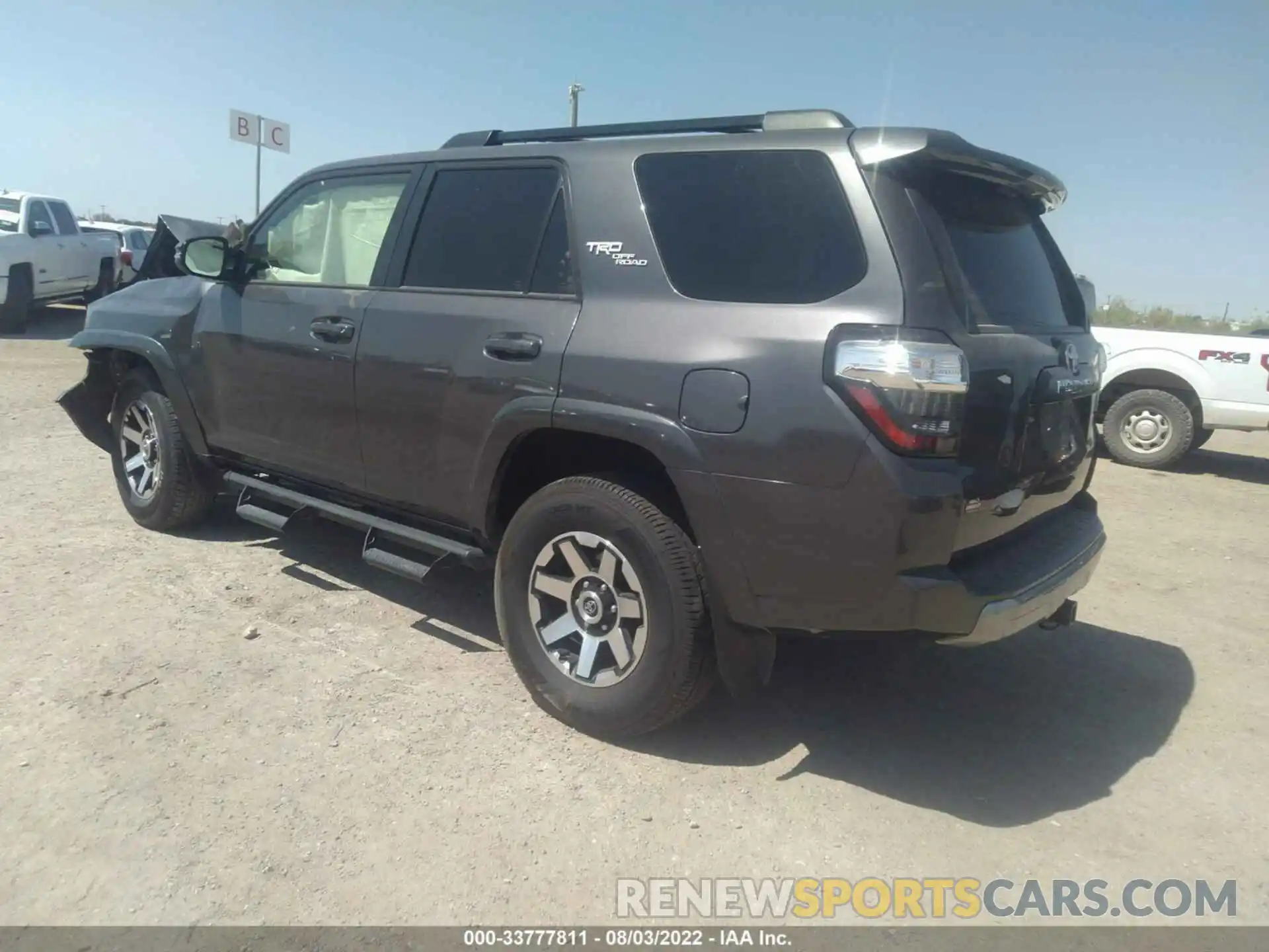 3 Photograph of a damaged car JTEBU5JR9K5680215 TOYOTA 4RUNNER 2019