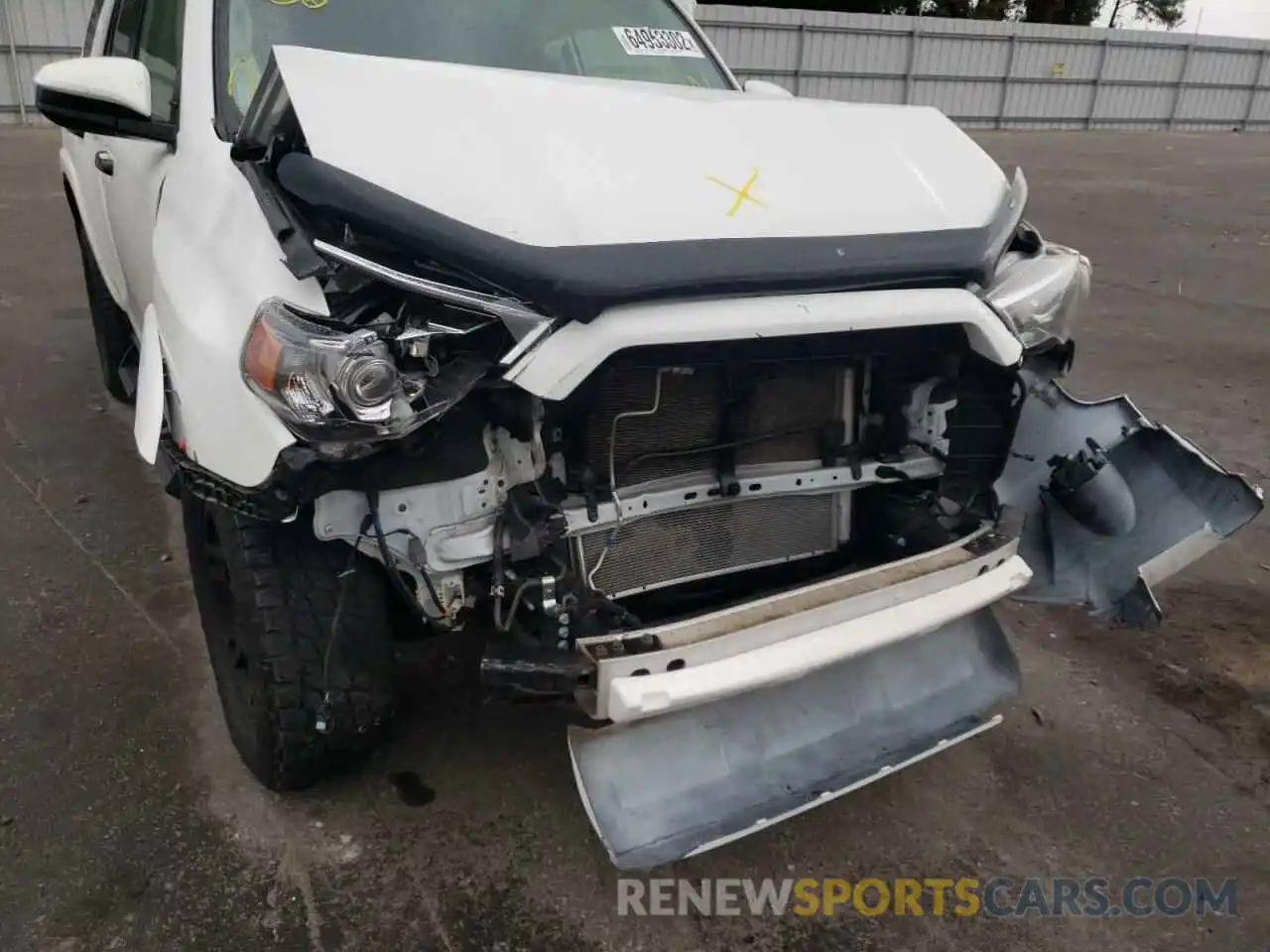 9 Photograph of a damaged car JTEBU5JR9K5701404 TOYOTA 4RUNNER 2019