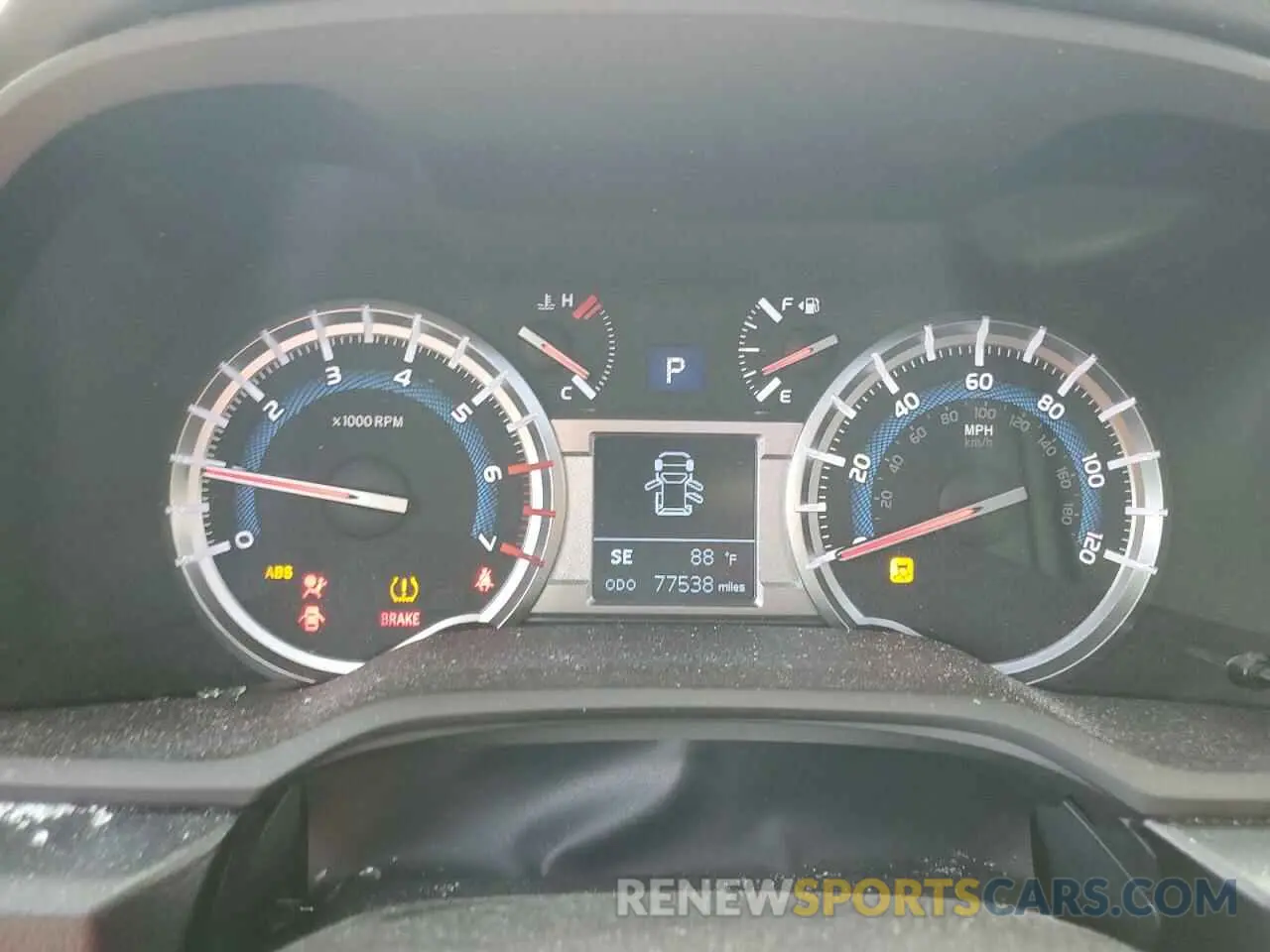 9 Photograph of a damaged car JTEBU5JR9K5702004 TOYOTA 4RUNNER 2019