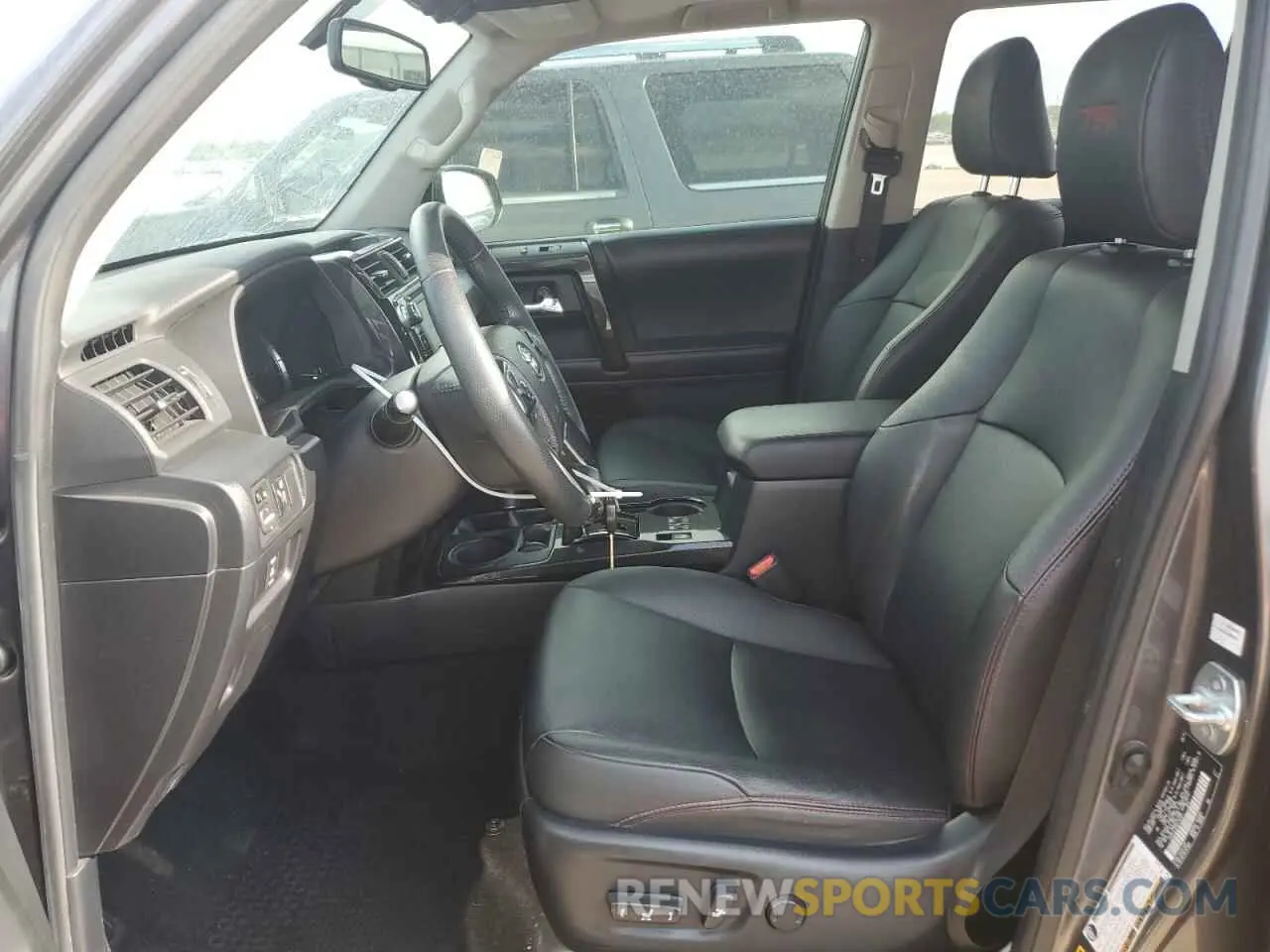 7 Photograph of a damaged car JTEBU5JR9K5702911 TOYOTA 4RUNNER 2019