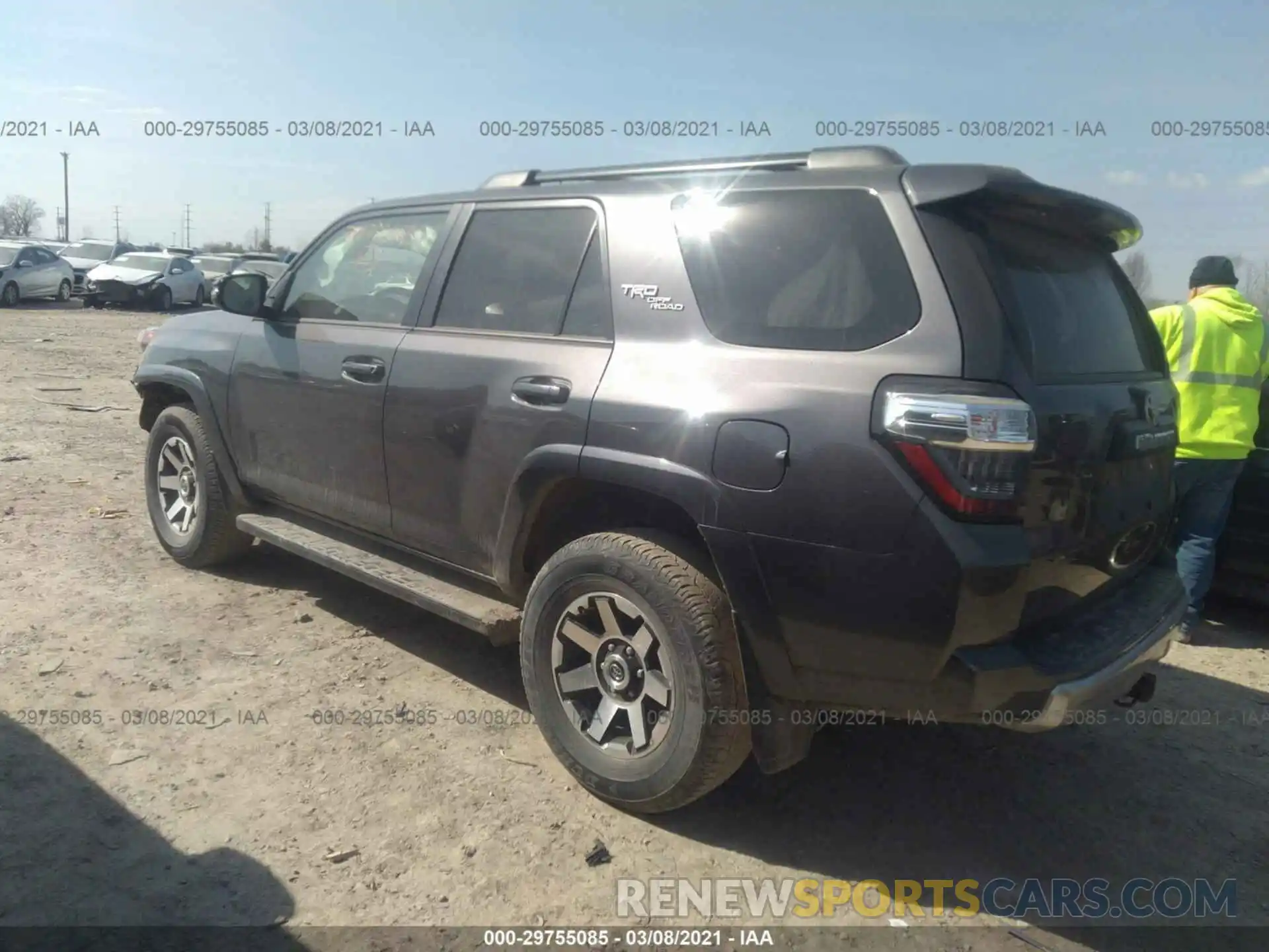 3 Photograph of a damaged car JTEBU5JR9K5708028 TOYOTA 4RUNNER 2019