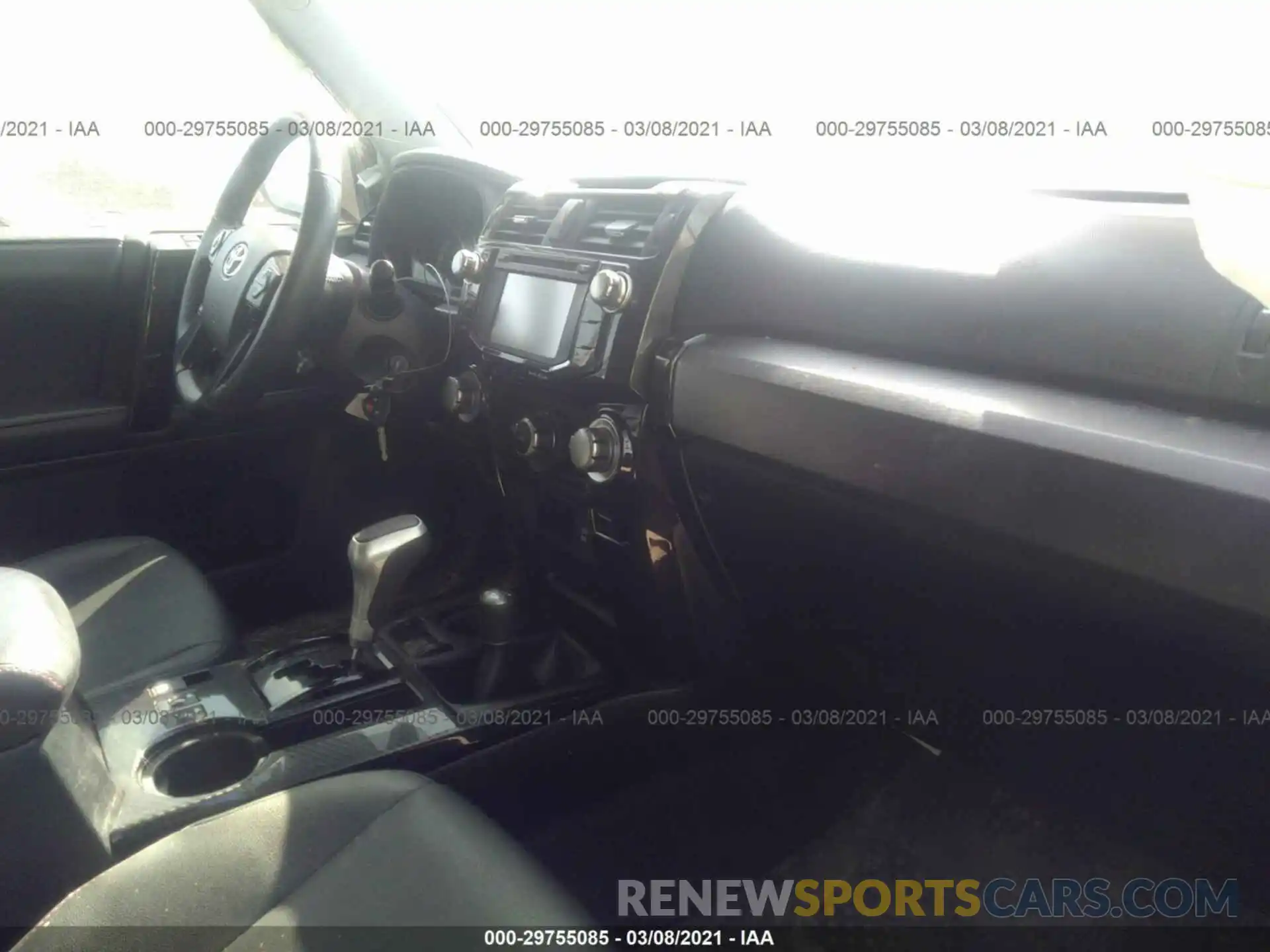 5 Photograph of a damaged car JTEBU5JR9K5708028 TOYOTA 4RUNNER 2019