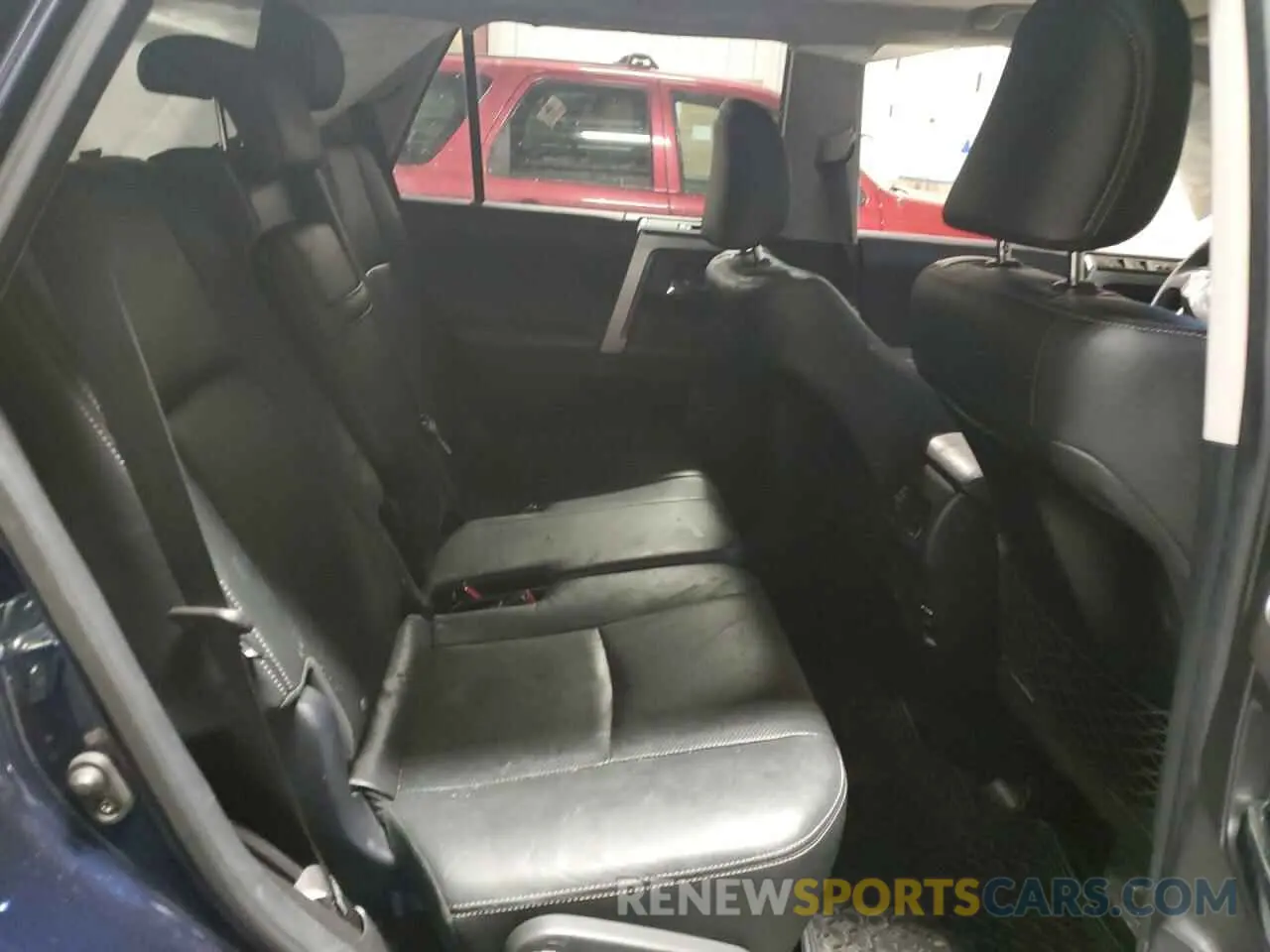 11 Photograph of a damaged car JTEBU5JR9K5712466 TOYOTA 4RUNNER 2019