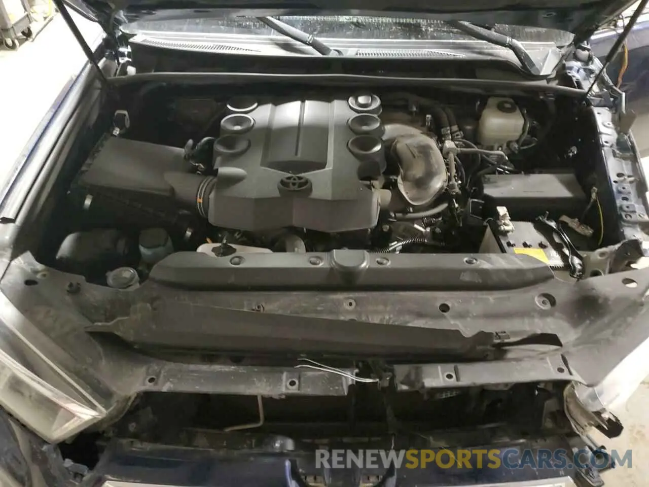 12 Photograph of a damaged car JTEBU5JR9K5712466 TOYOTA 4RUNNER 2019