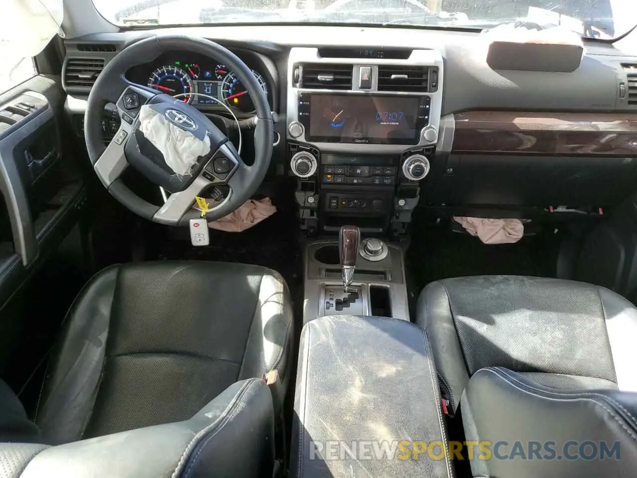 8 Photograph of a damaged car JTEBU5JR9K5712466 TOYOTA 4RUNNER 2019